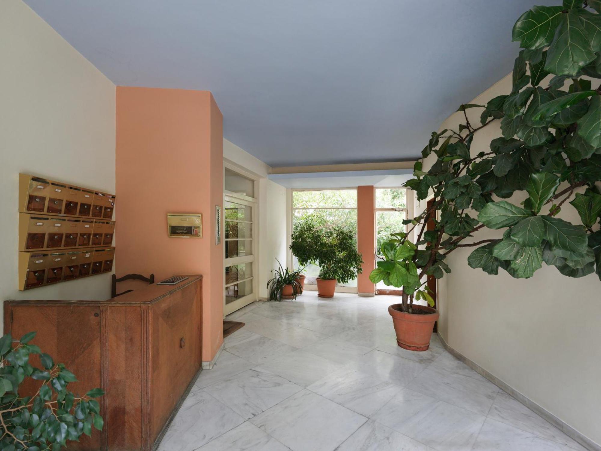 Beautiful Apartment In Kolonaki Афины Экстерьер фото